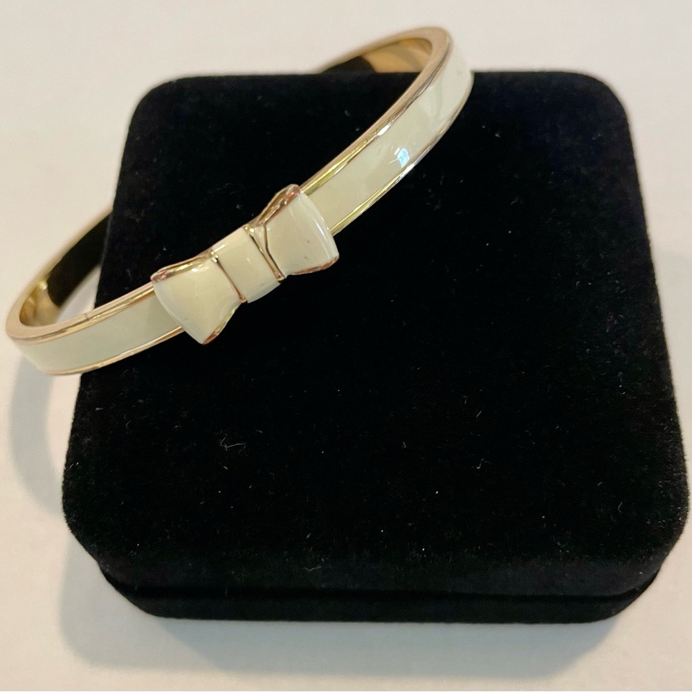 Kate Spade Cream and Gold Bow Bracelet